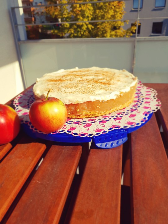 Apfelkuchen mit Sahne - Zimt - Haube von Gerkele | Chefkoch