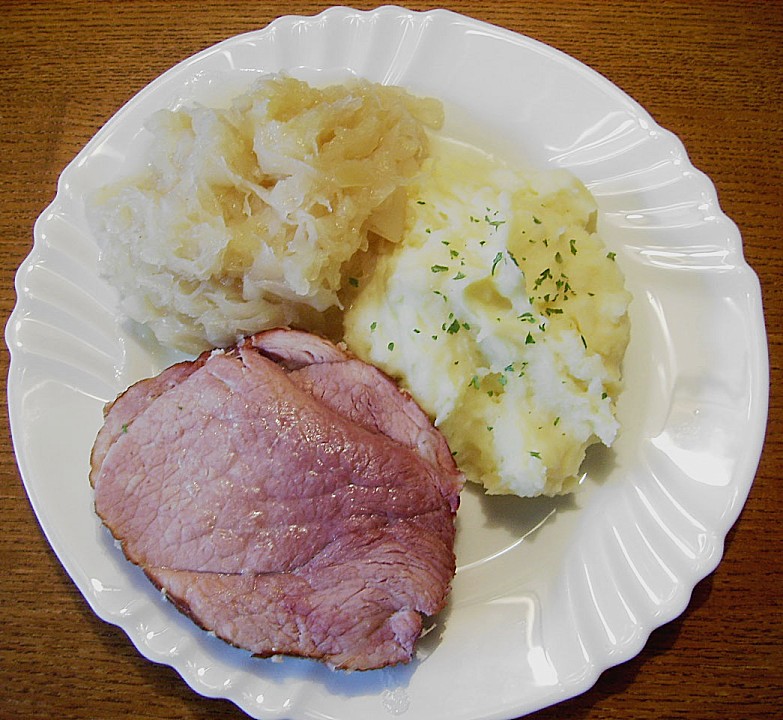 Sauerkraut mit Kartoffelpüree und Kasseler von äüöp | Chefkoch