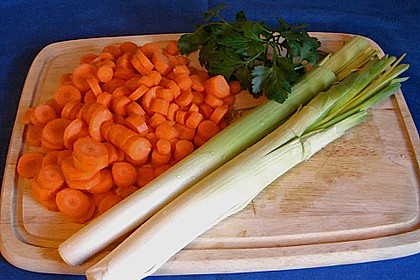 Möhren - Lauch - Salat (Bild)
