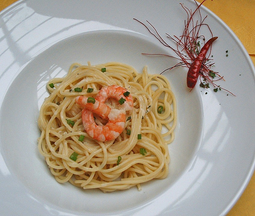 Spaghetti mit scharfer Garnelen - Sahne - Soße von Valezqua | Chefkoch
