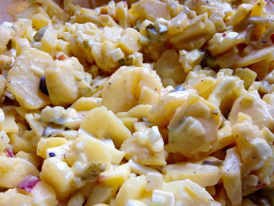 Omas Kartoffelsalat von jolschen | Chefkoch