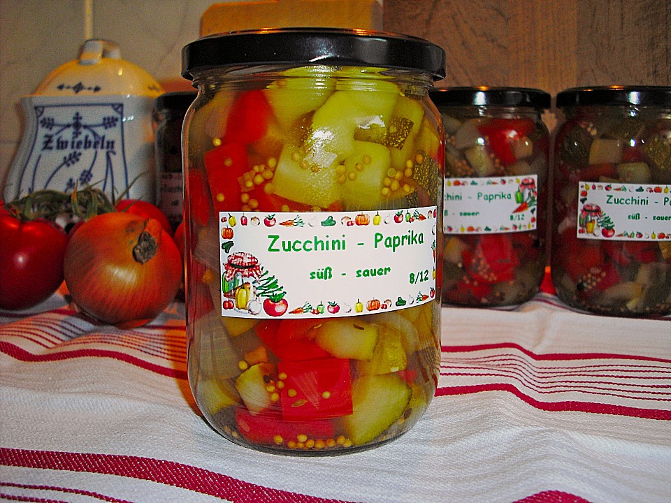 Süß - sauer eingelegte Zucchini von guggi1 | Chefkoch