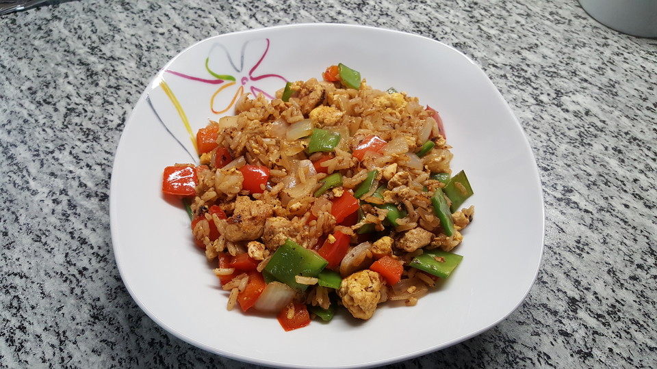 Gebratener Reis mit Hühnchen - Ein schmackhaftes Rezept | Chefkoch.de