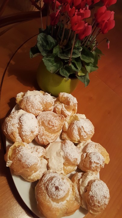 Gefüllte Windbeutel von rotessternchen | Chefkoch