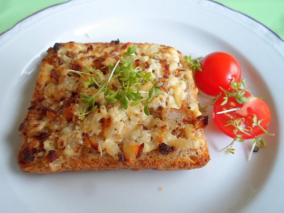 Zwiebel - Käse - Toast von susannemsb | Chefkoch.de
