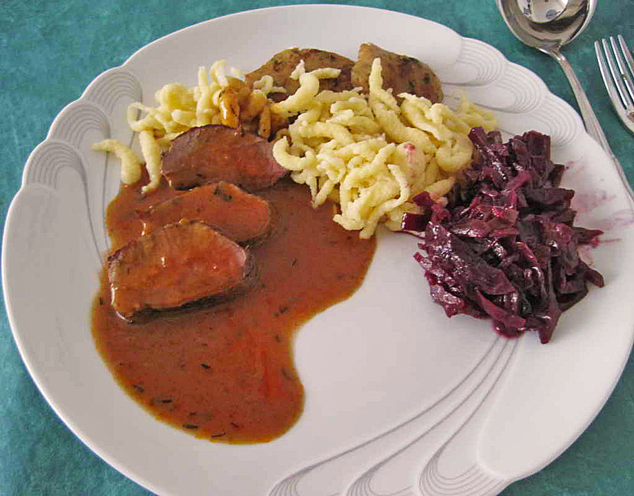 Lammfilet mit Knoblauch - Thymian - Sauce von ronomu | Chefkoch