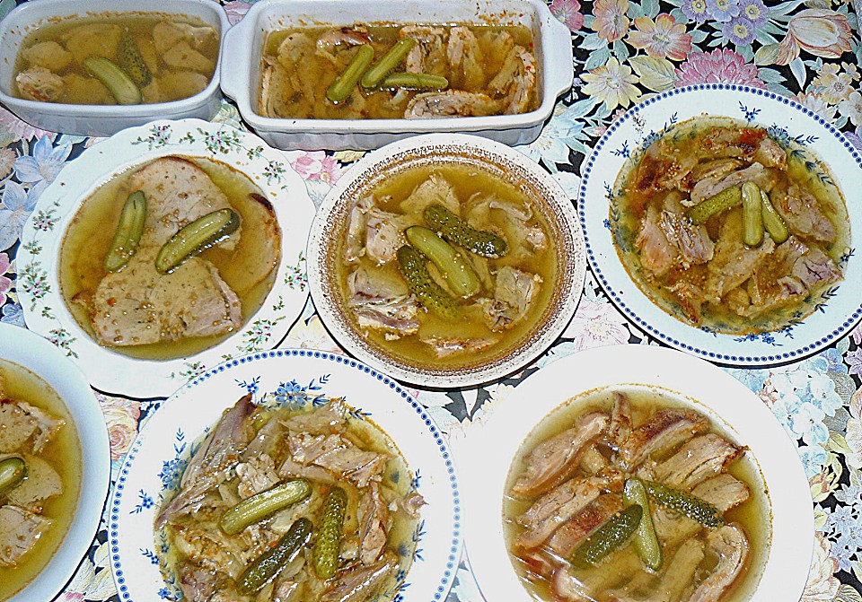 Bratwurstsülze Bratwurstsülze