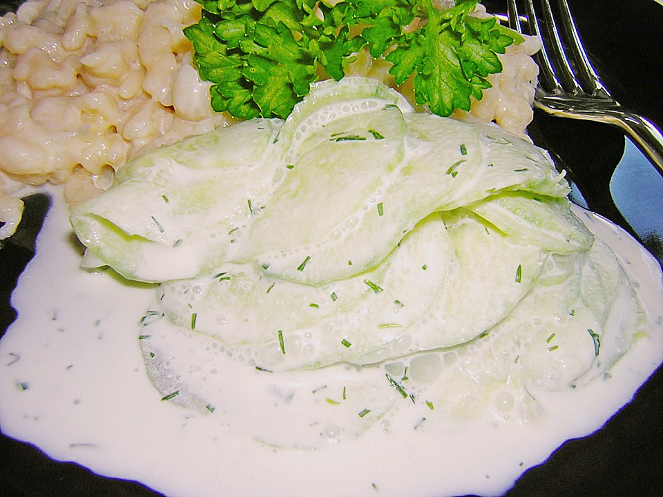 Gurkensalat mit Schmanddressing von Thanasima | Chefkoch