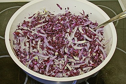 Rotkohl - Kohlrabi Salat (Bild)
