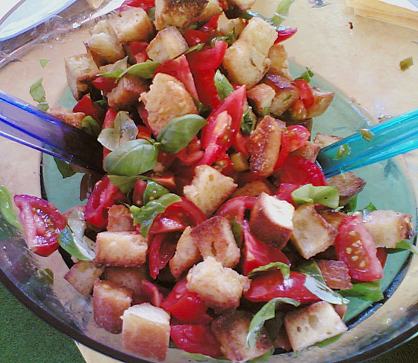 Italienischer Tomaten - Brot - Salat von bernaugirl | Chefkoch Italienischer Tomaten - Brot - Salat von bernaugirl | Chefkoch