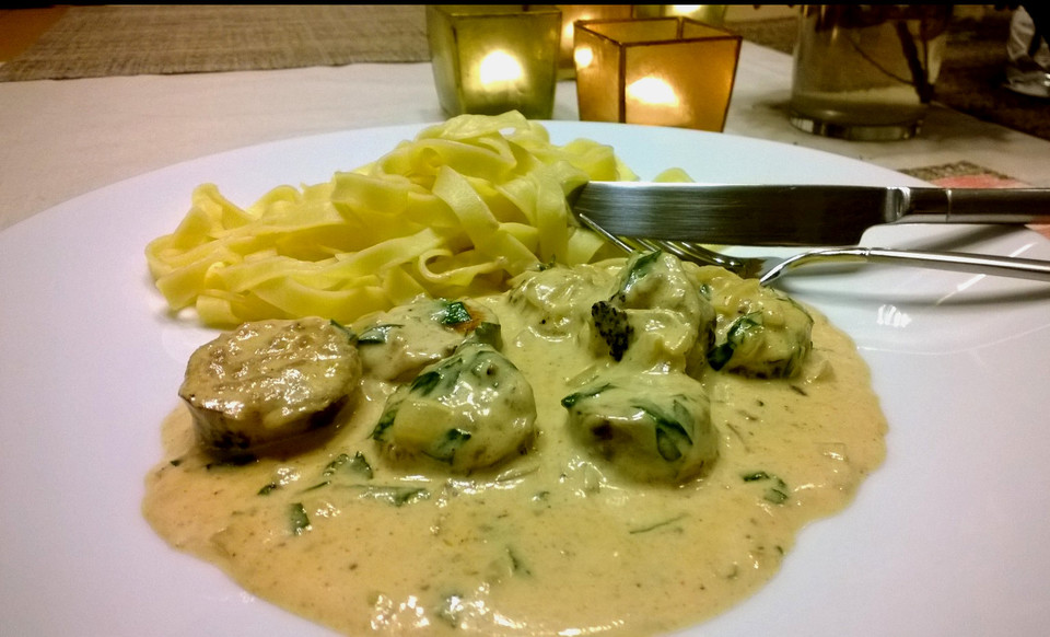 Grobe Bratwurst in Senf - Sahne - Sauce von gotcha86 | Chefkoch