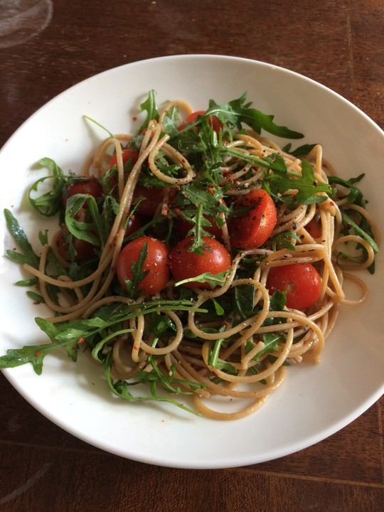 Knoblauchspaghetti mit frischen Tomaten von Smello | Chefkoch