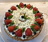 Schneemousse-Erdbeertorte (Bild)