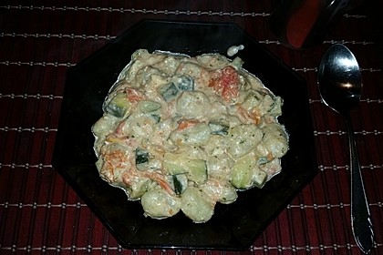 Gnocchi-Zucchini-Pfanne mit Schafskäse (Bild)
