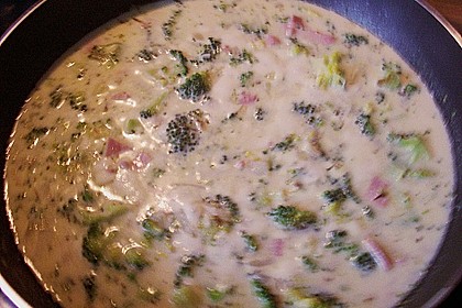 Spaghettini mit Schinken und Brokkoli (Bild)