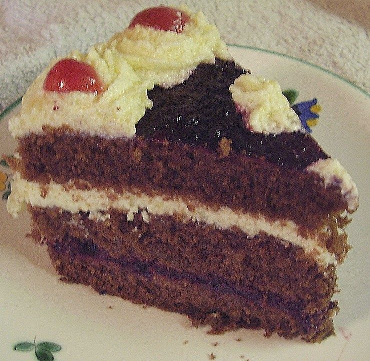 Schoko - Mandel Kuchen mit Likörcreme von mima53 | Chefkoch