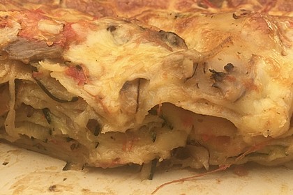 Zucchini-Lasagne ohne Fleisch (Bild)