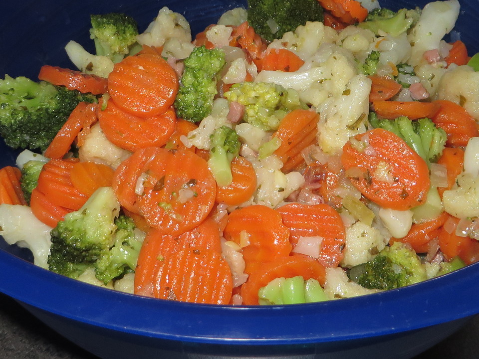 Gemischtes Gemüse nach Hausfrauenart von Corela1 | Chefkoch Gemischtes Gemüse nach Hausfrauenart von Corela1 | Chefkoch