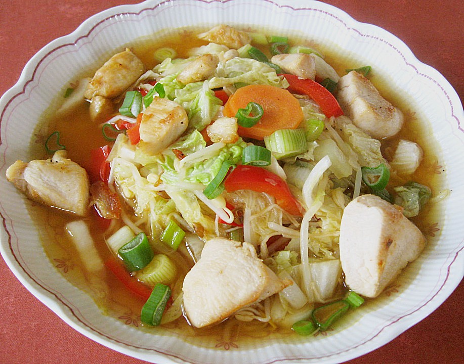 Asiatische Hühner - Gemüse - Suppe von KarinP | Chefkoch