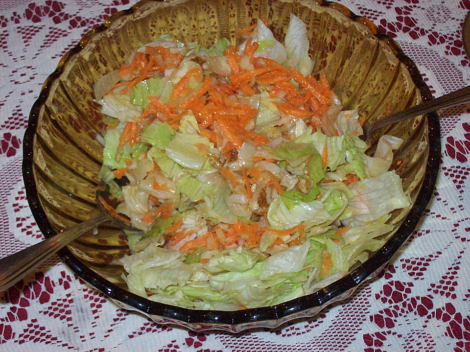 Eisbergsalat mit Dressing von Kräuterjule | Chefkoch