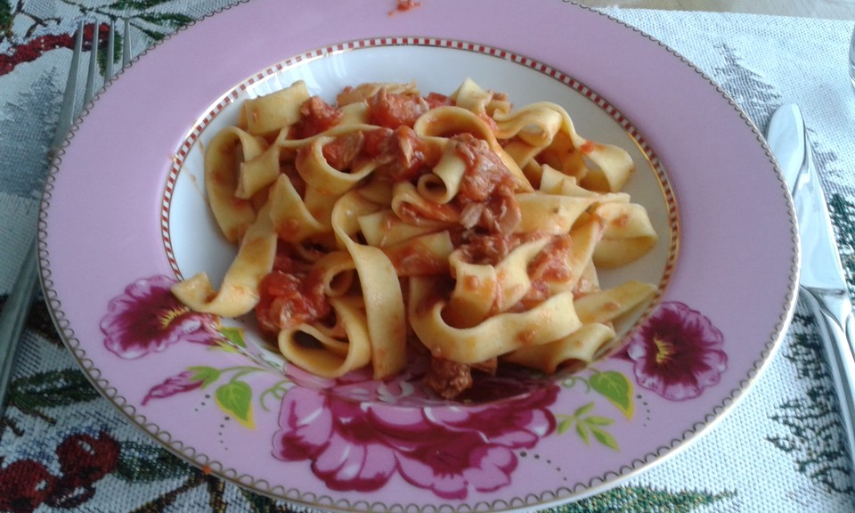 WW Bandnudeln mit Tunfisch-Tomatensauce