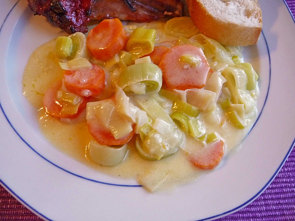Karotten - Lauch - Gemüse à la crème von CookingJulie | Chefkoch