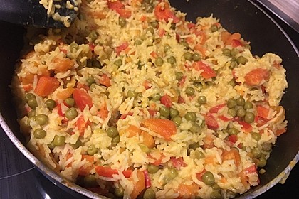 Reis-Gemüse-Pfanne mit Frischkäse (Bild)