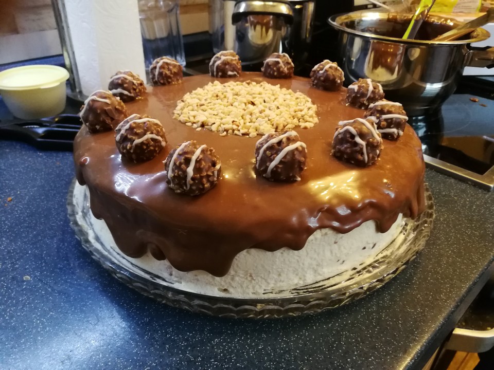 Ferrero - Rocher - Torte von bluemoon25 | Chefkoch