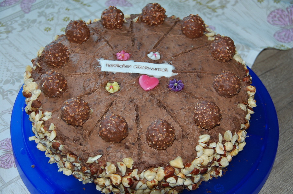 Ferrero - Rocher - Torte von bluemoon25 | Chefkoch