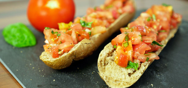 Bruscetta – Baguette mit Tomaten, Knofi, Basilikum | Chefkoch.de Video