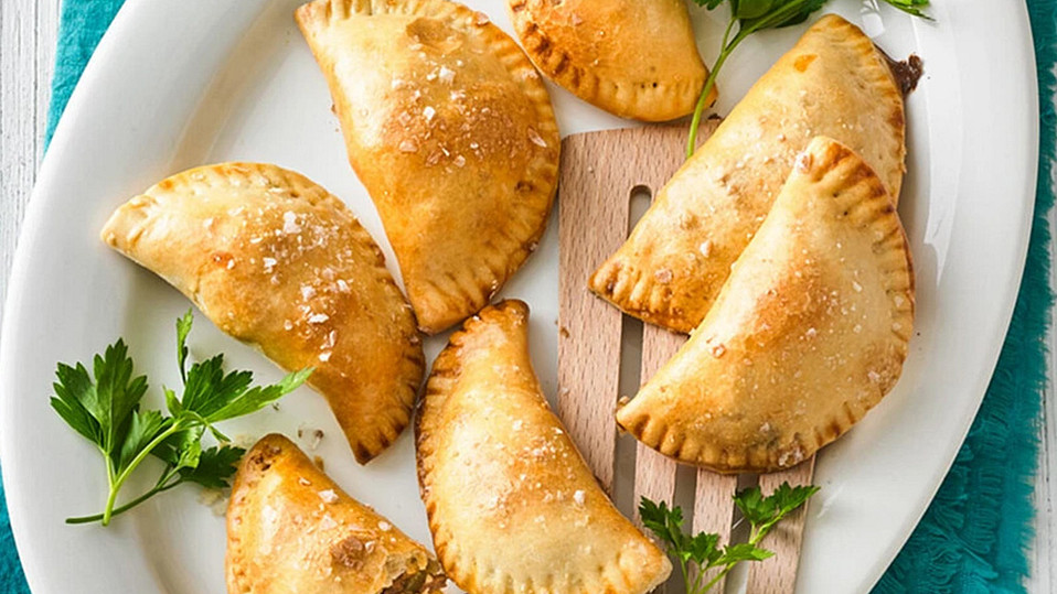 Galette – bretonische Pfannkuchen mit bunter Füllung Galette – bretonische Pfannkuchen mit bunter Füllung