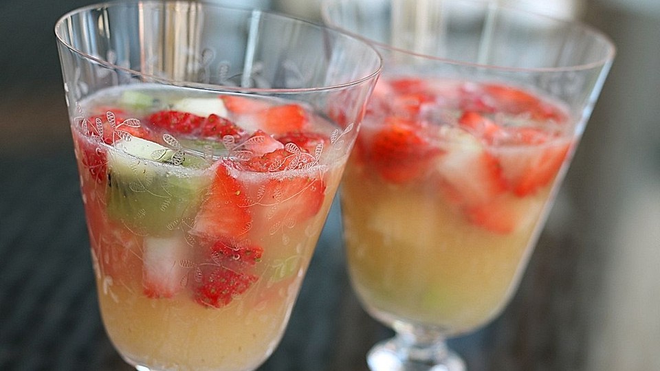 Rezepte für Bowle mit und ohne Alkohol