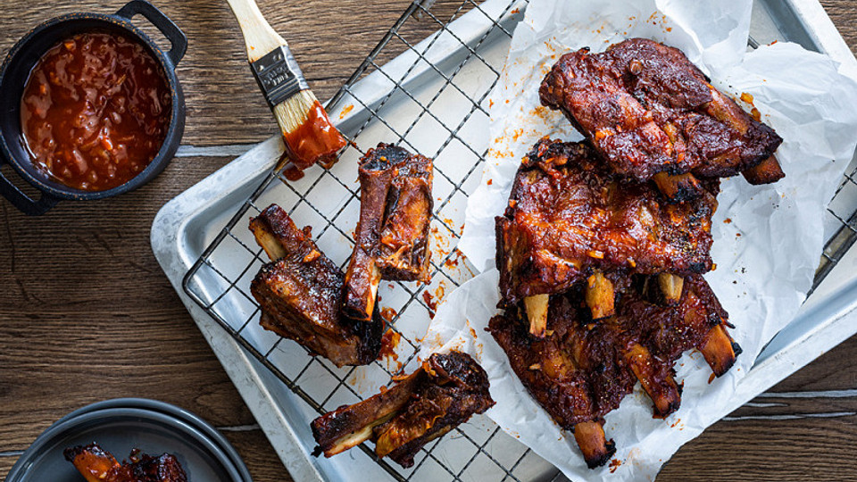 Barbecue: Spareribs, Chicken Wings, BBQ-Soße und Co.