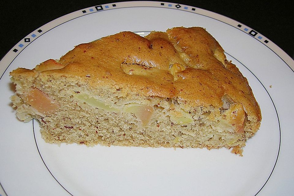 Apfel - Haselnuss Kuchen