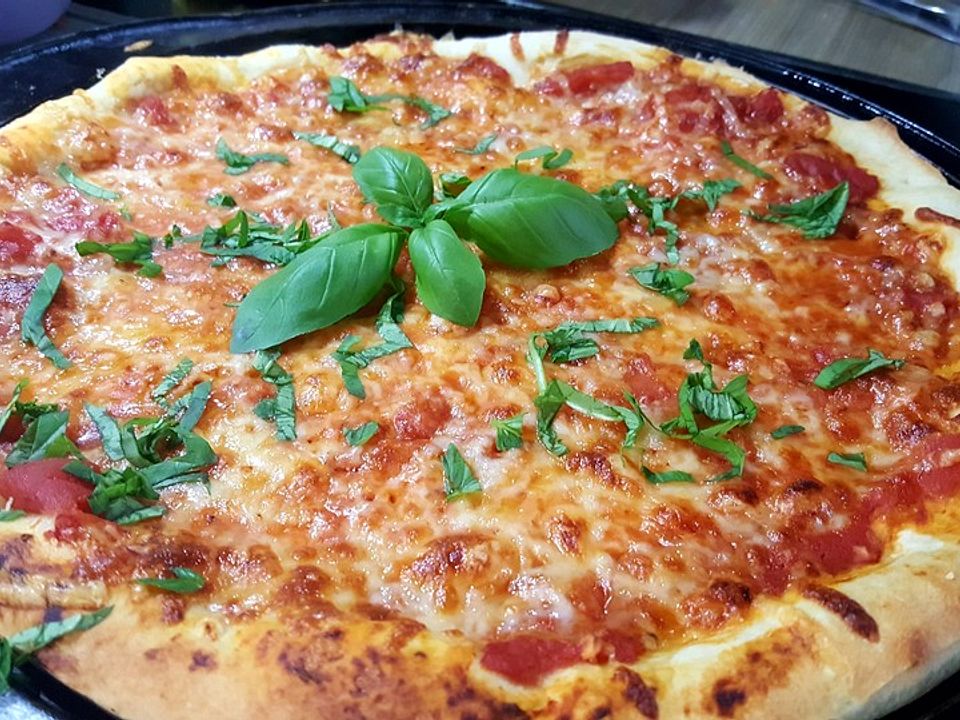 Pizza Margherita Nach Italienischer Art Von Ugl Chefkoch