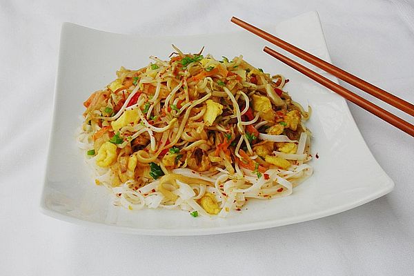 Pad Thai - Gebratene Reisnudeln mit Gemüse von trilu13 | Chefkoch