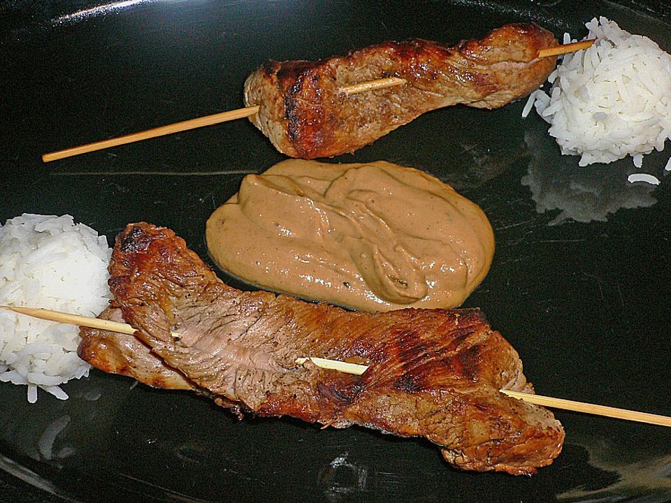 Satè Spießchen mit Erdnußsoße und Basmati Reis von Strohhalm | Chefkoch