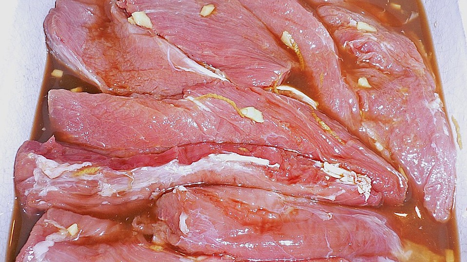 Satè Spießchen mit Erdnußsoße und Basmati Reis von Strohhalm