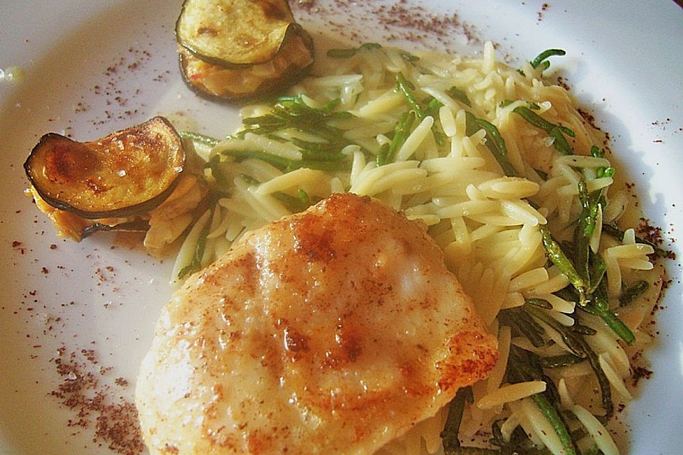 Seeteufelbäckchen mit Queller - Nudelrisotto und Artischocken - Tatar