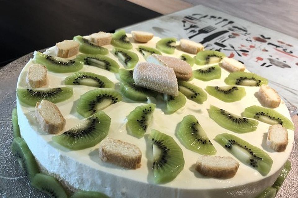 Frischkäse - Kiwi - Torte