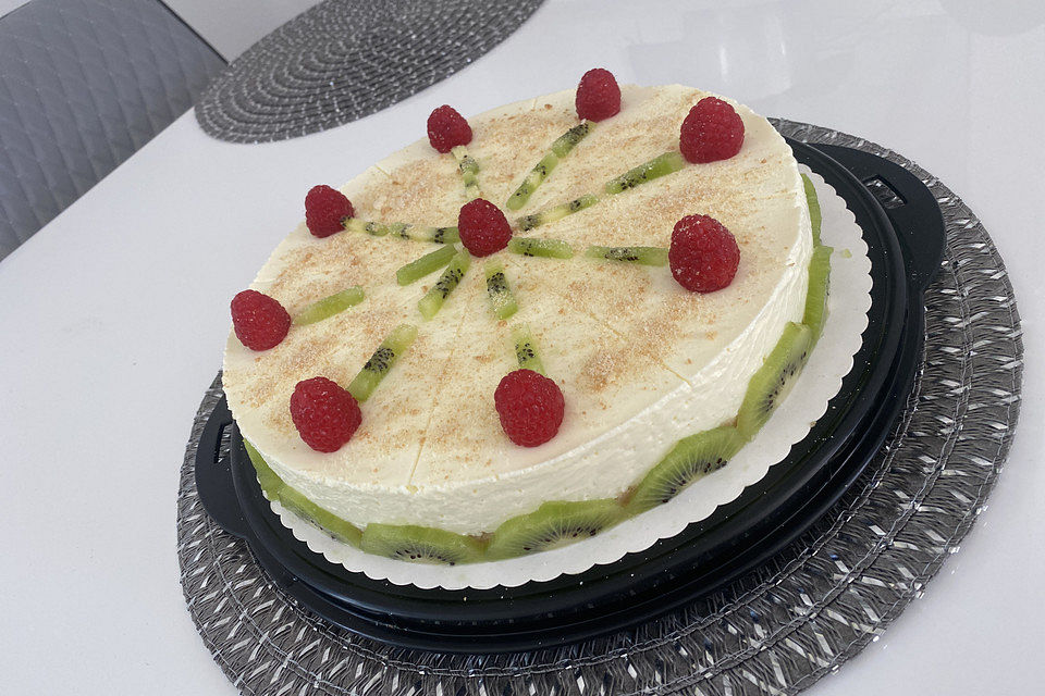 Frischkäse - Kiwi - Torte