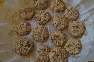 American Cookies mit Nüssen und Schokolade