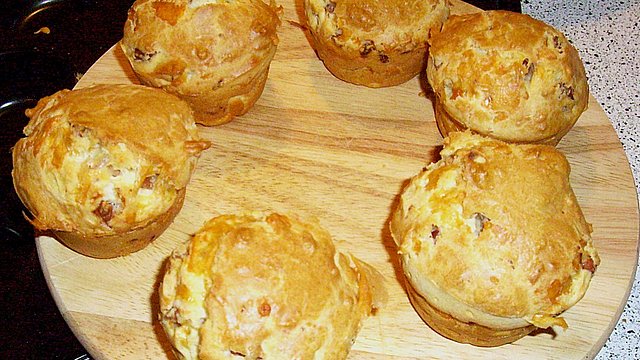 Speck - Käse - Zwiebel - Muffins von Florian13