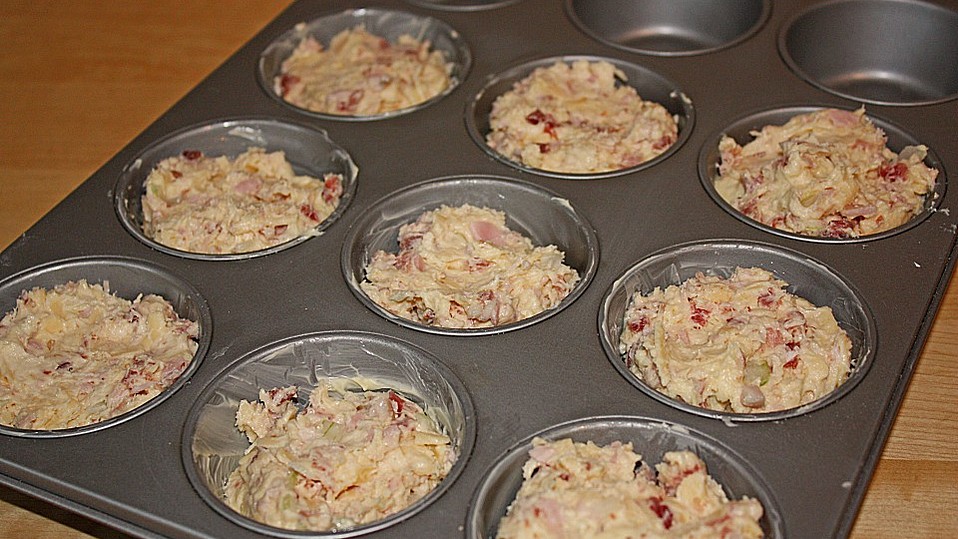 Speck - Käse - Zwiebel - Muffins von Florian13