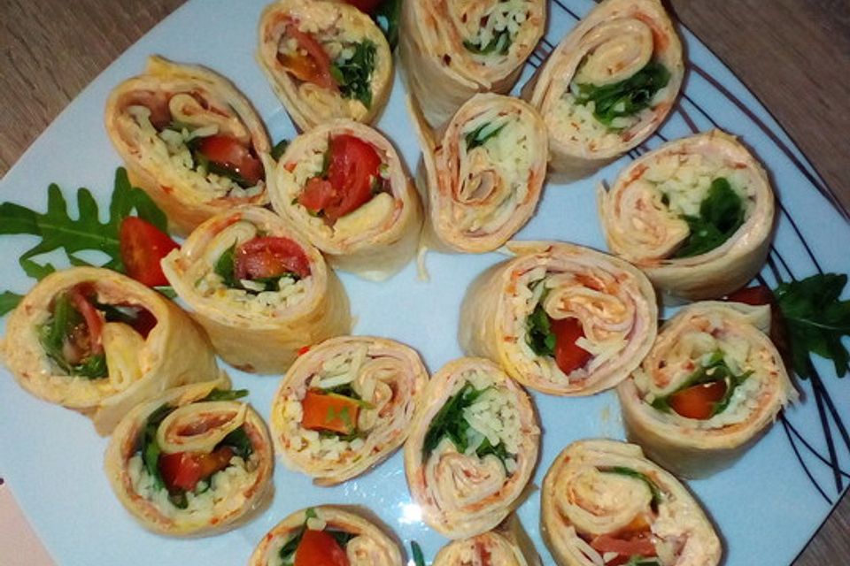 Party Wraps mit Frischkäse und Putenbrust