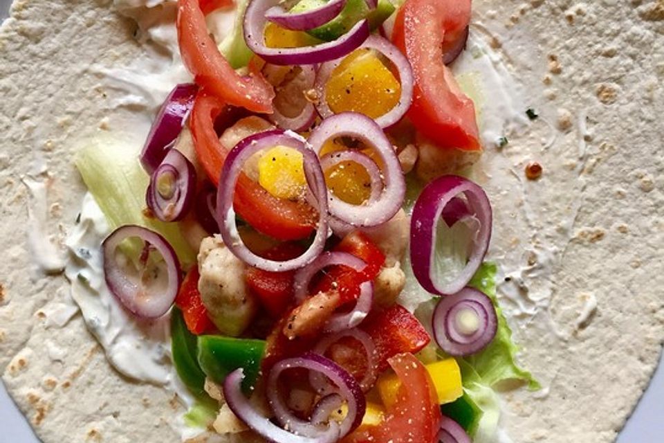 Party Wraps mit Frischkäse und Putenbrust