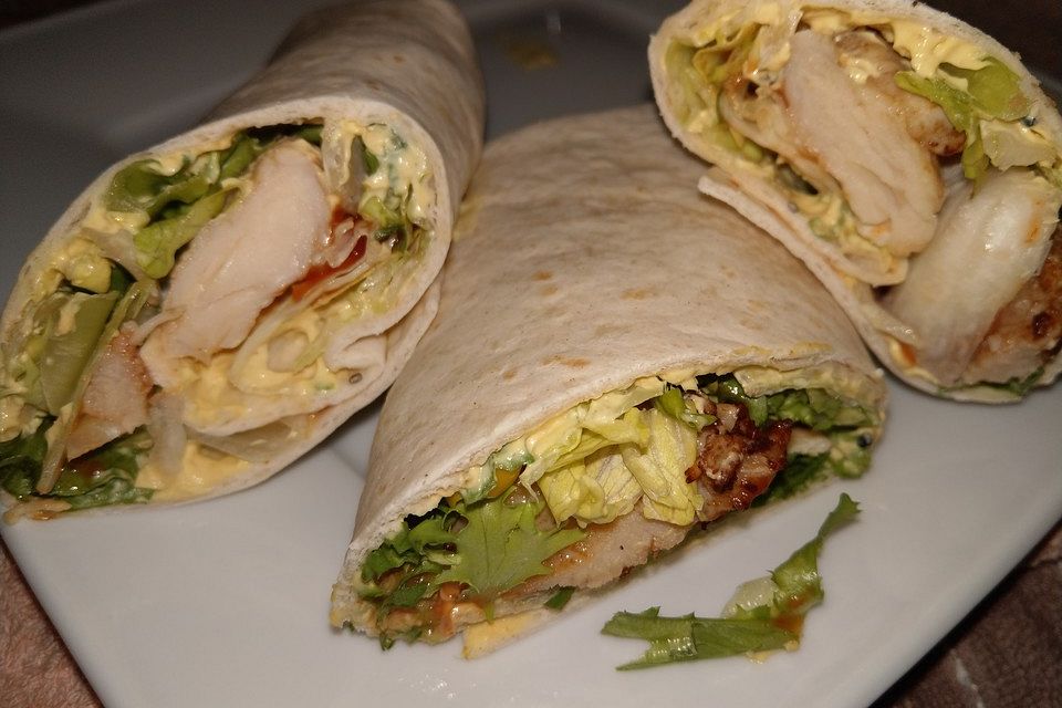 Party Wraps mit Frischkäse und Putenbrust