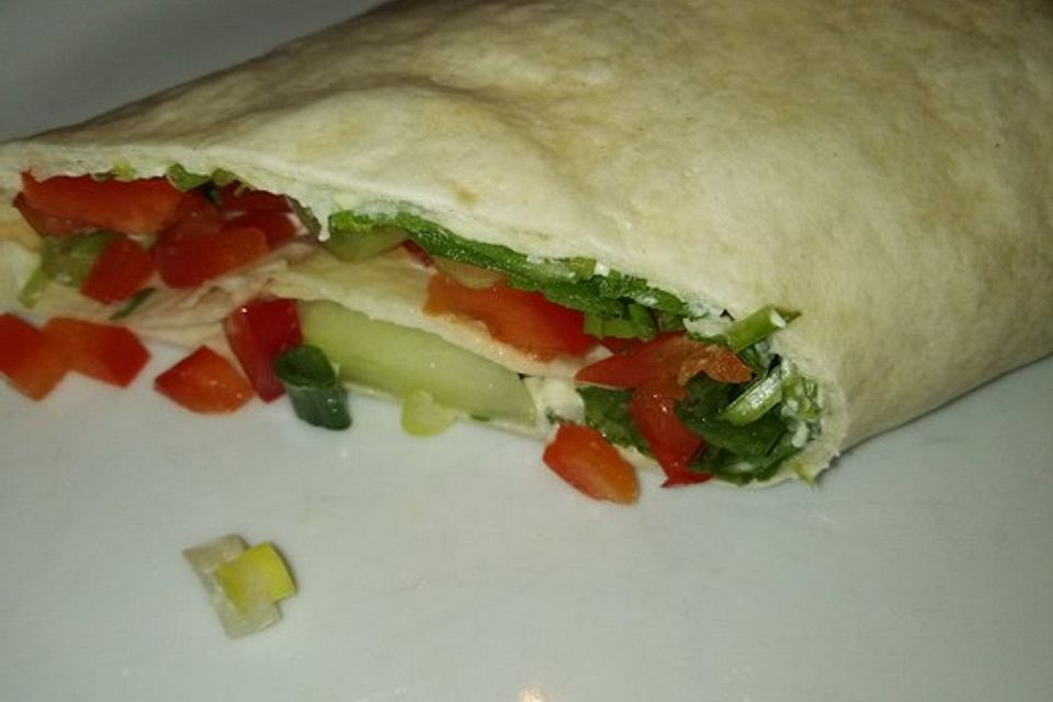 Party Wraps mit Frischkäse und Putenbrust
