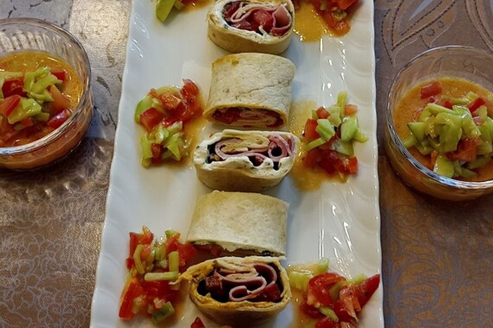 Party Wraps mit Frischkäse und Putenbrust