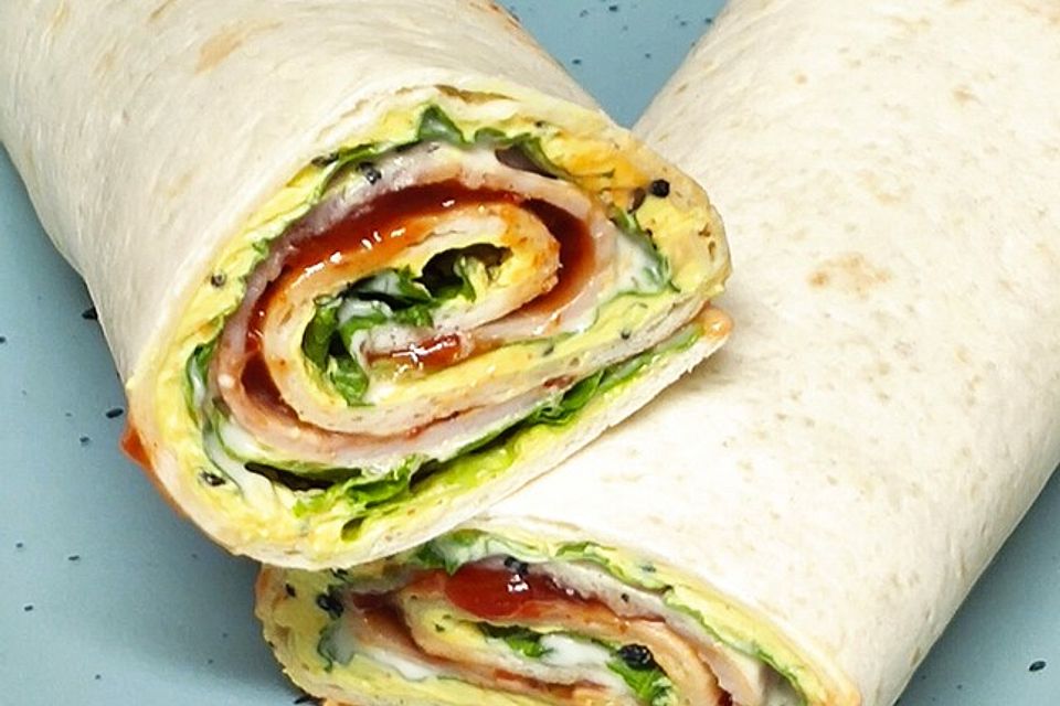 Party Wraps mit Frischkäse und Putenbrust